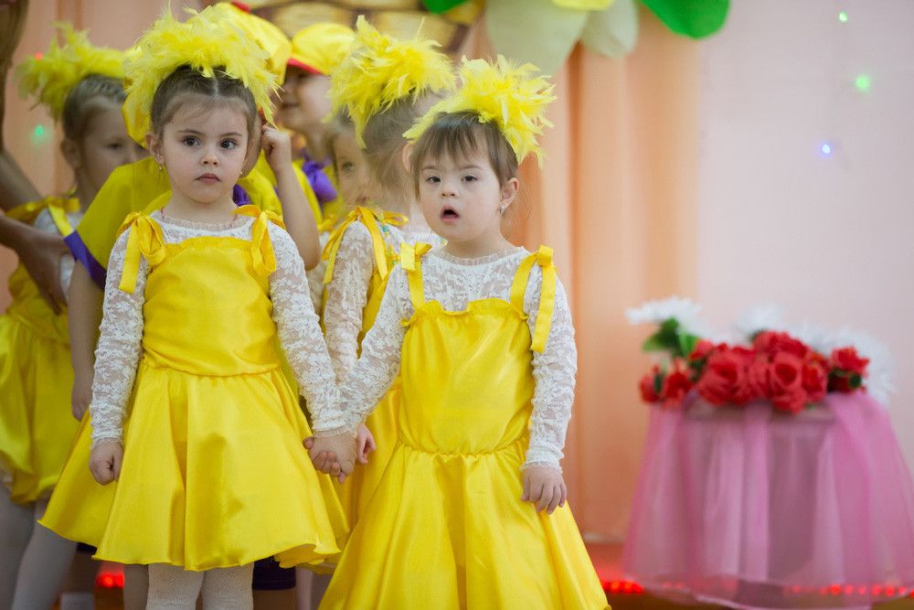 Cara Mengajarkan Anak Tentang Down Syndrome