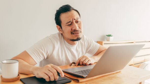 Mengapa Rekan Kerja yang Bermasalah di Kantor Tak Sadar Dirinya Menyebalkan?