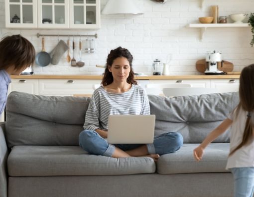 Penuh Tantangan, Ini Tips Work From Home bagi Anda yang Punya Anak