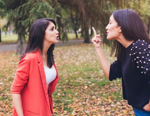 Perlukah Memutus Hubungan dengan Saudara yang Toxic? 