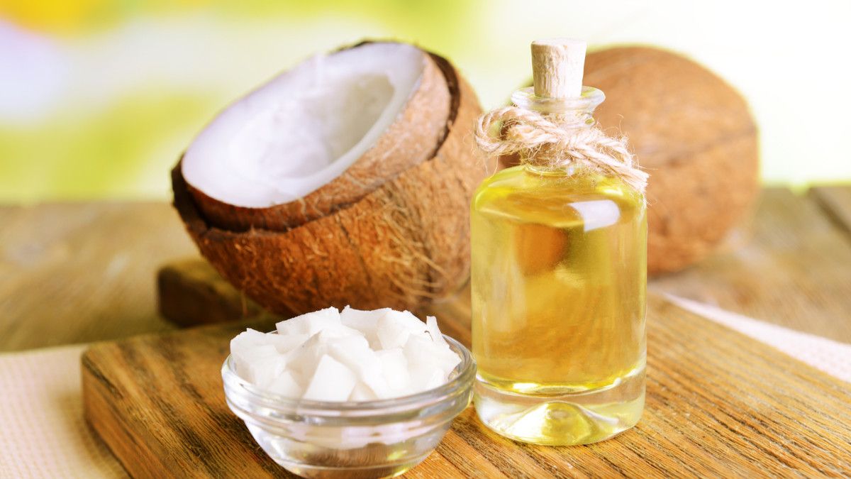 Mengintip Manfaat Fractionated Coconut Oil bagi Tubuh