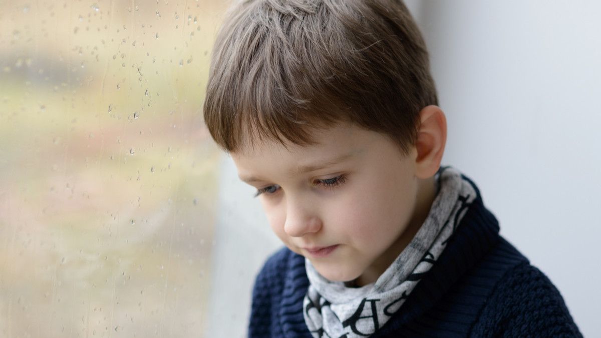 Anak Terlalu Pendiam? Waspadai Gangguan Pendengaran