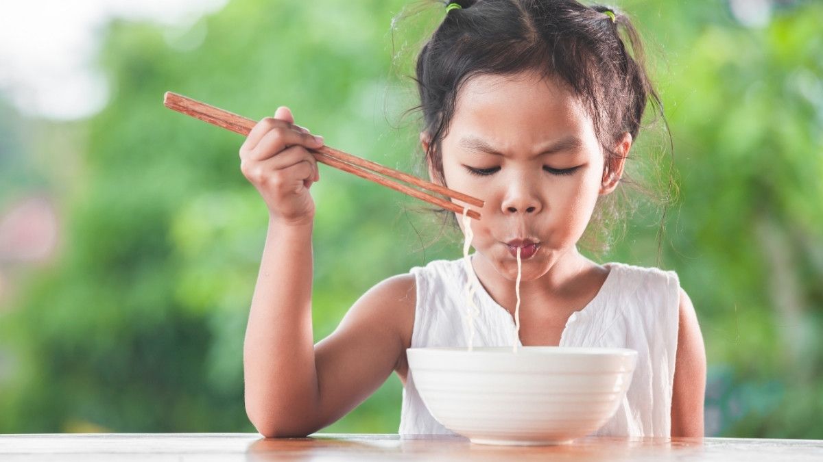 Dampak Buruk Mi Instan bagi Kecerdasan Anak