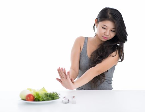 8 Cara Ampuh Mengurangi Nafsu Makan Anda