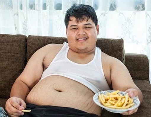 Ngemil Meningkatkan Risiko Gigi Berlubang