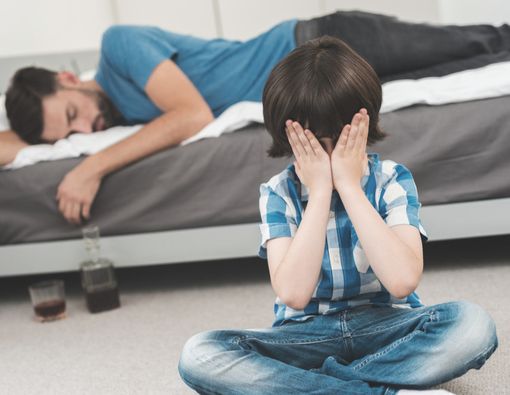 Dampak Ayah Pecandu Alkohol terhadap Psikis Anak