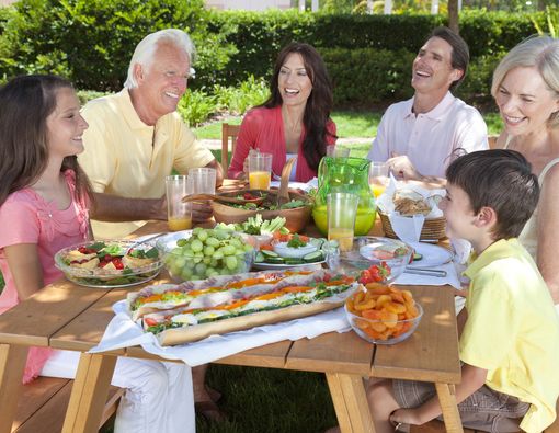 Beragam Makanan Sehat yang Bisa Anda Santap Sesuai Usia