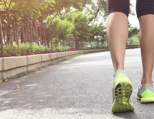 Bakar Kalori Saat Lebaran dengan 5 Olahraga Ini