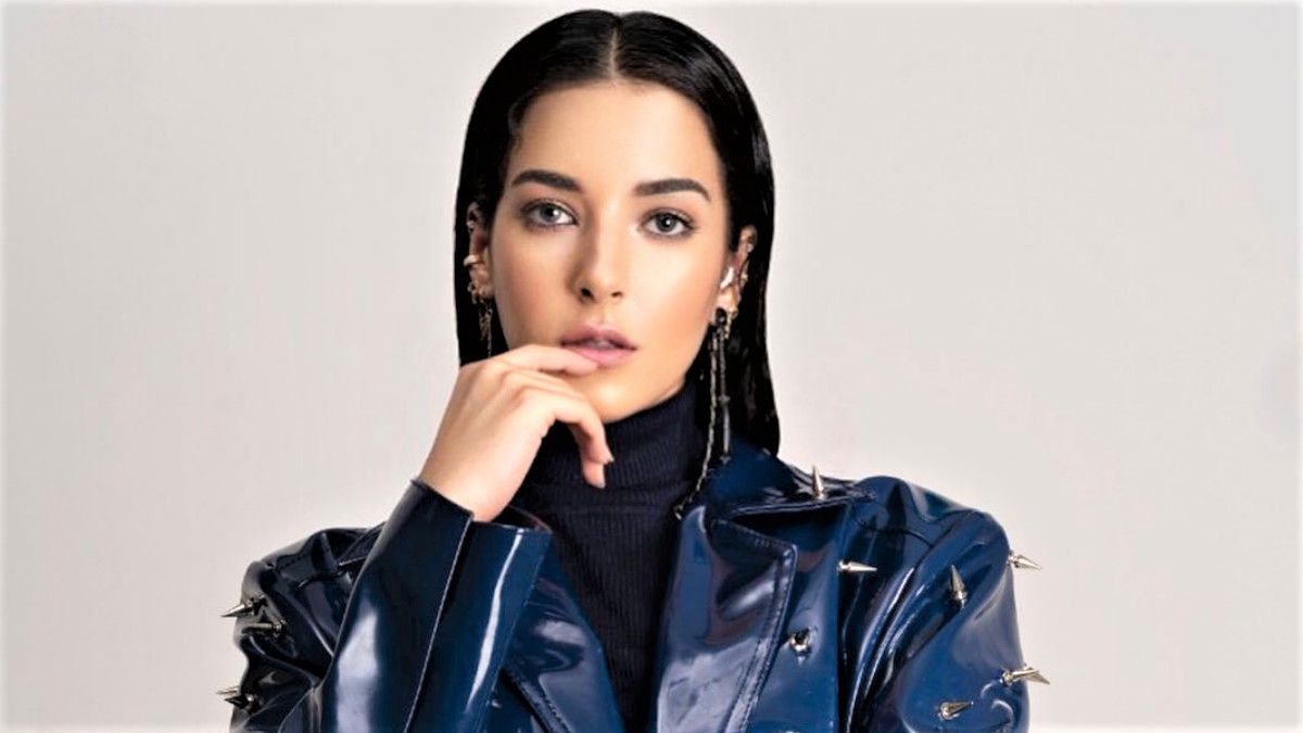 Bahaya Menggunakan Makeup Palsu dan Obat Pelangsing Online