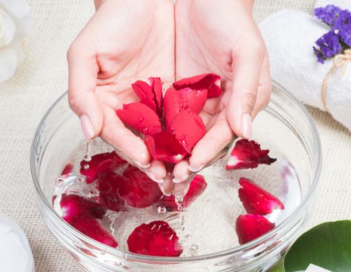 Manfaat Air Mawar untuk Kesehatan dan Kecantikan Kulit