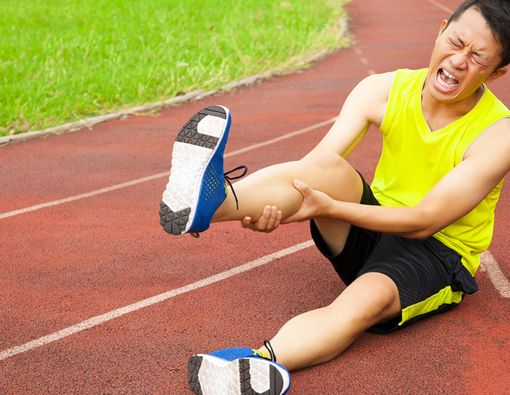 Cara Alami Atasi Kram Otot saat Olahraga