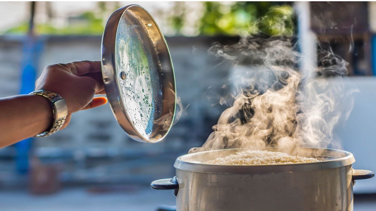 Taiwan Gunakan Rice Cooker untuk Mensterilkan Masker Bekas, Amankah?