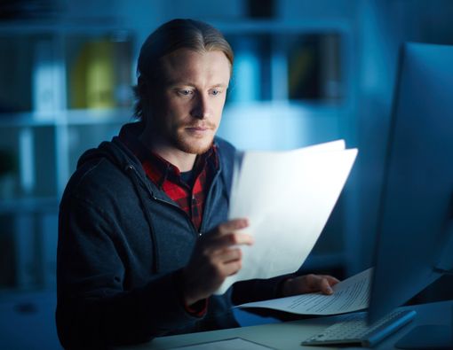 Awas, Doyan Begadang Bisa Bikin Hipertensi