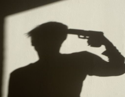 5 Faktor Pemicu Seseorang Melakukan Bunuh Diri
