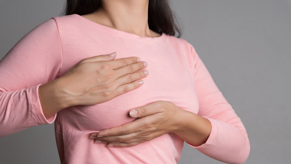 Payudara Besar Sebelah