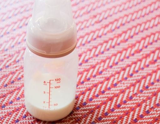 Tips Memilih Botol Susu Bayi
