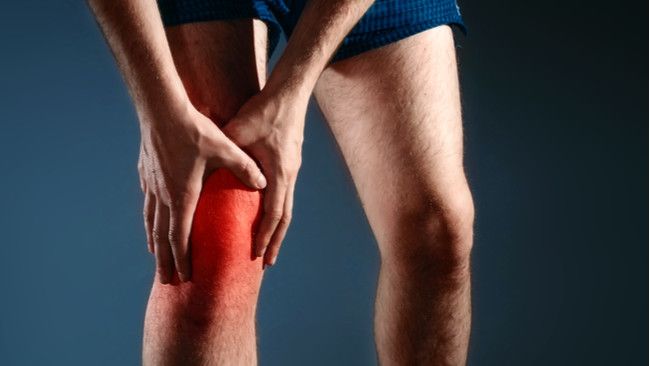 Lutut Sering Sakit, Benarkah karena Asam Urat?