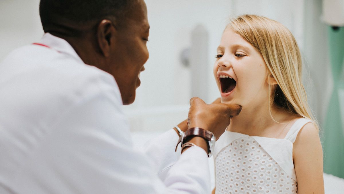 8 Kiat agar Anak Tidak Takut ke Dokter Gigi