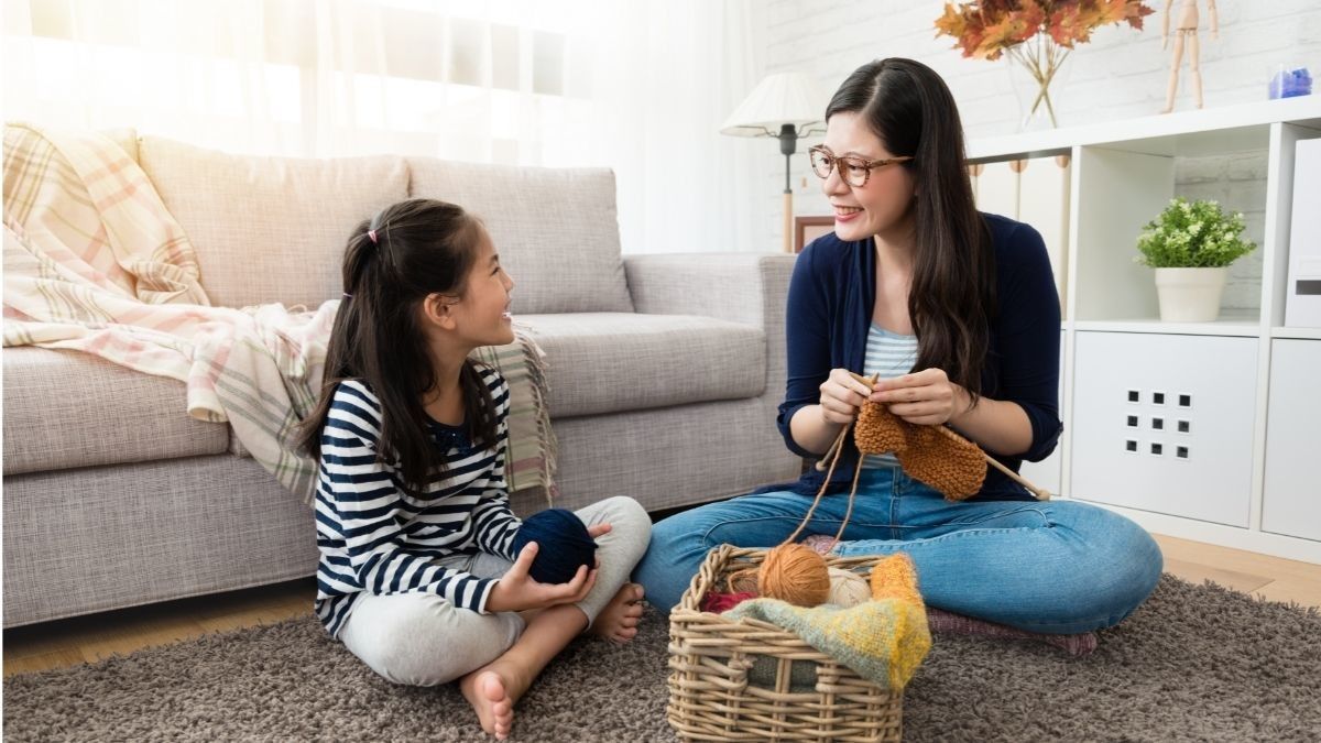 Kapan Waktu yang Tepat Memberitahu Status Anak Angkat?