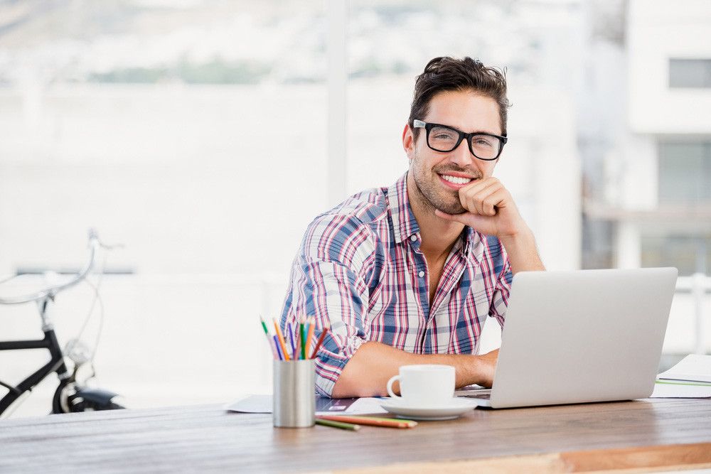 Tips Tetap Sehat Meski Anda Duduk Lama di Kantor