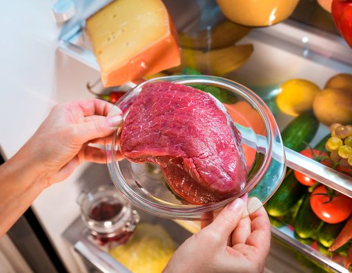 Jangan Simpan Daging Kurban Terlalu Lama, Ini Bahayanya!