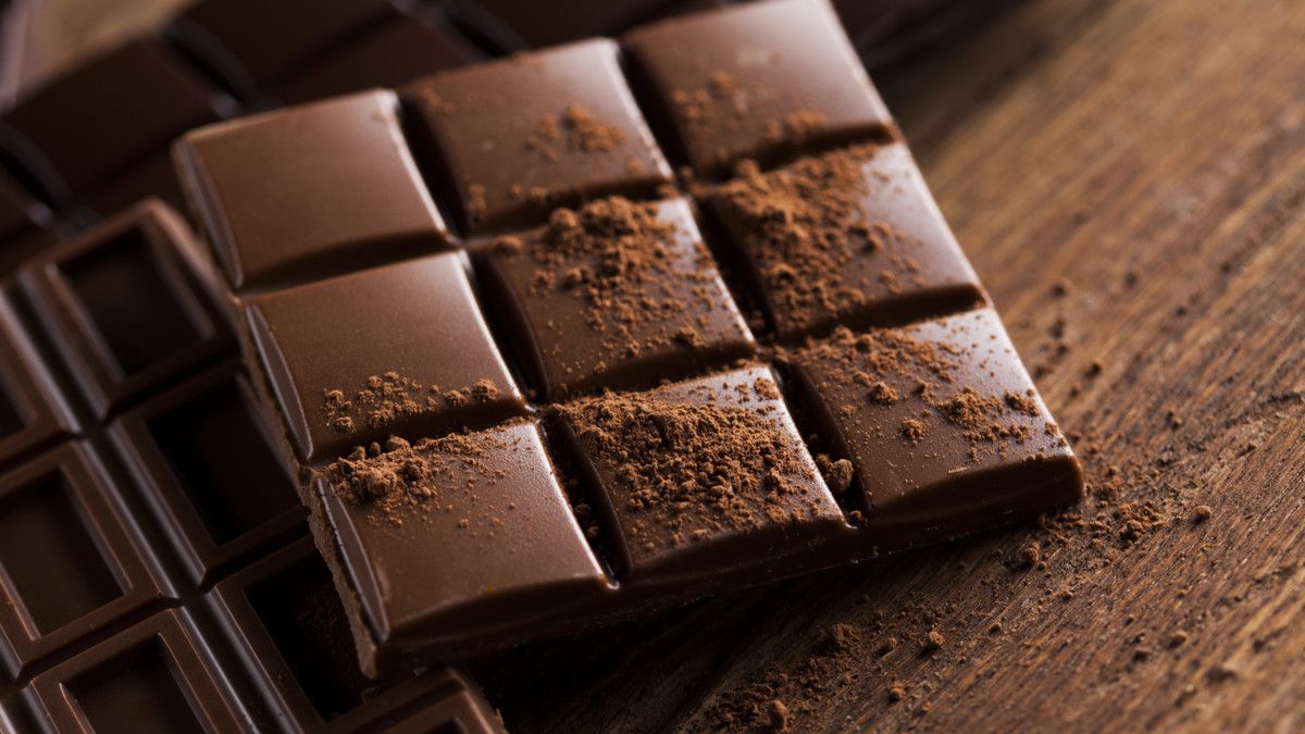 Cokelat hitam (Sebastian Duda/Shutterstock)
