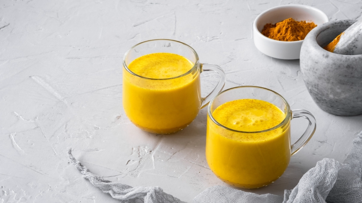 Bolehkah Ibu Hamil Minum Susu Kunyit alias Golden Milk?