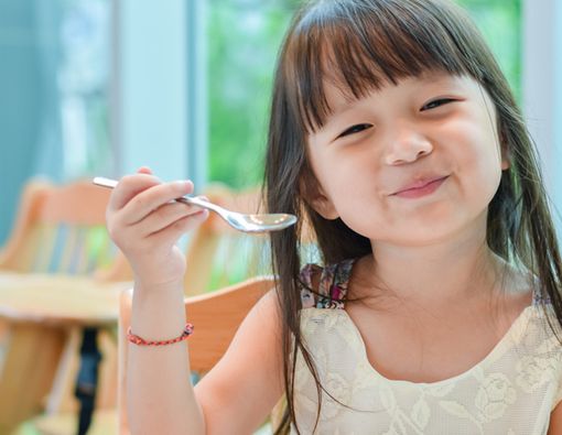 Ini Alasan Anak Suka Makan Banyak, Normalkah?