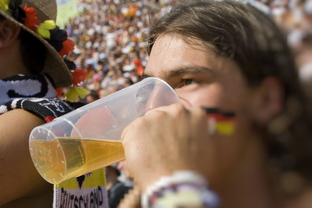 4 Minuman Terbaik Atasi Badan Lemas Saat Nonton Asian Games