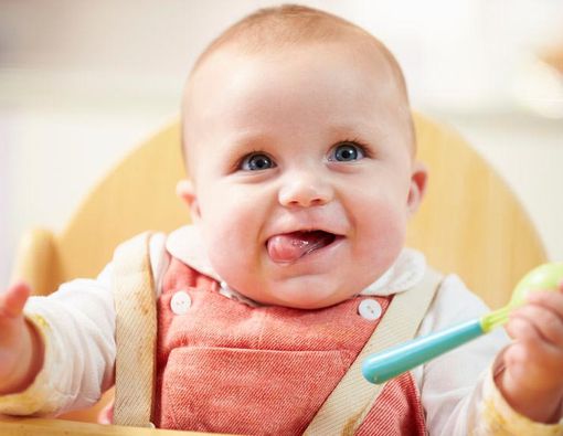 Belum 6 Bulan, Bolehkah Bayi Diberikan MPASI?