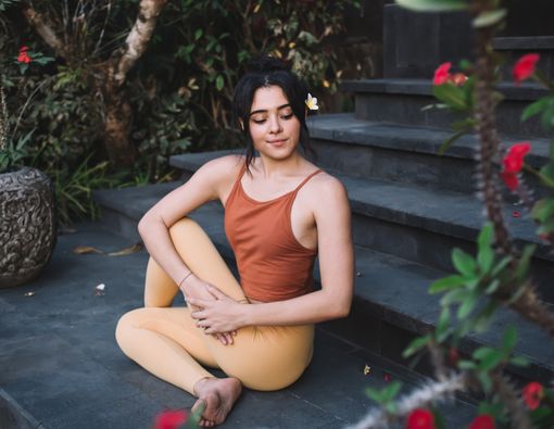 Tak Disangka, Gerakan Yoga Berikut Ini Bisa Atasi Sembelit!