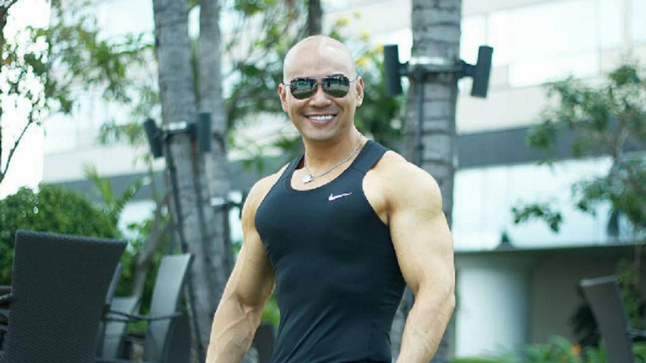 Deddy Corbuzier Lumpuh Sebagian