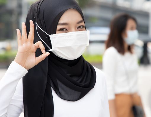 Pakai Masker Seharian, Ini Pentingnya Pelembap untuk Wajah