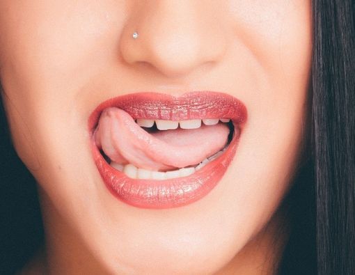 Gula Darah Tinggi Bisa Sebabkan Timbul Rasa Metalik di Lidah