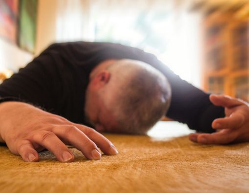 6 Penyebab Pingsan Mendadak yang Harus Anda Waspadai