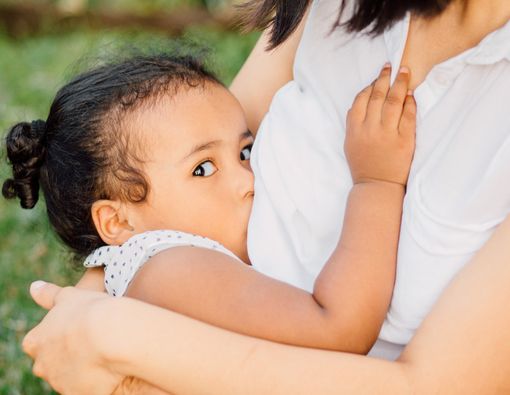 Ini Cara Menyapih Anak yang Masih Minum ASI Setelah Usia 2 Tahun