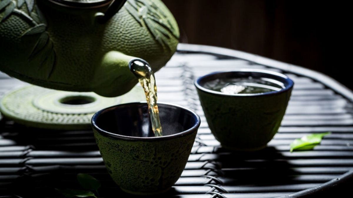 Efektifkah Konsumsi Teh Daun Jati Cina sebagai Pelangsing?