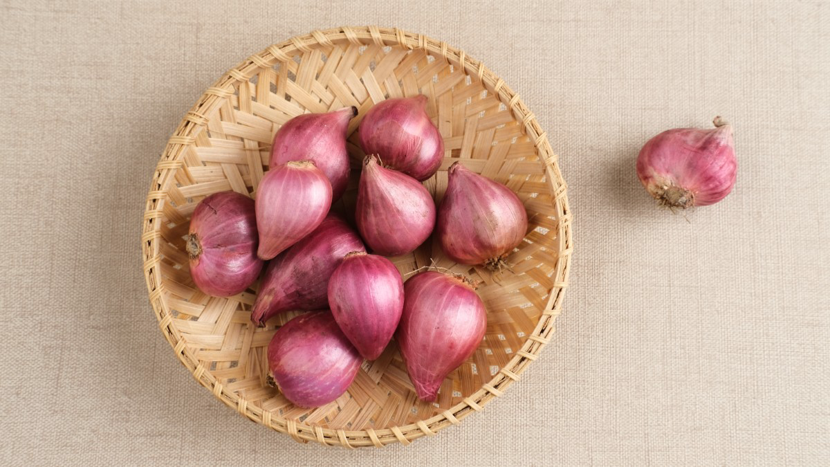 Atasi Sakit Gigi dengan Bawang Merah, Apakah Ampuh?