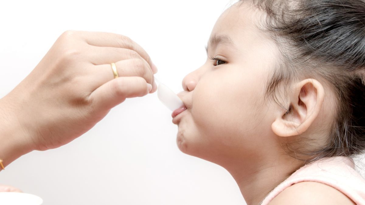  Efek Samping Vitamin untuk Anak yang Mengandung Bahan-Bahan Ini