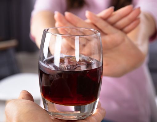 Makanan yang Harus Dijauhi Ibu Hamil untuk Hindari Risiko Keguguran