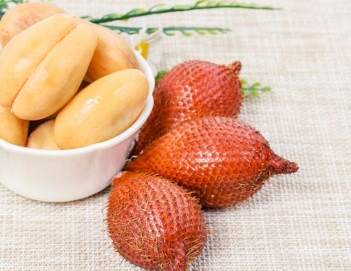 7 Manfaat Makan Buah Salak untuk Ibu Hamil yang Sayang Jika Dilewatkan