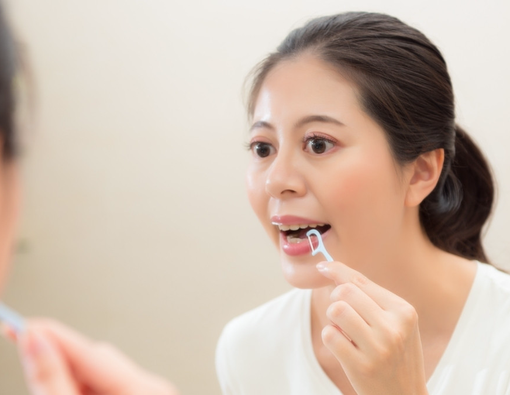 5 Jenis Alat Pembersih Gigi yang Harus Kamu Tahu