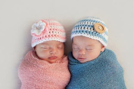 Kiat Mengasuh Anak Laki-laki dan Anak Perempuan