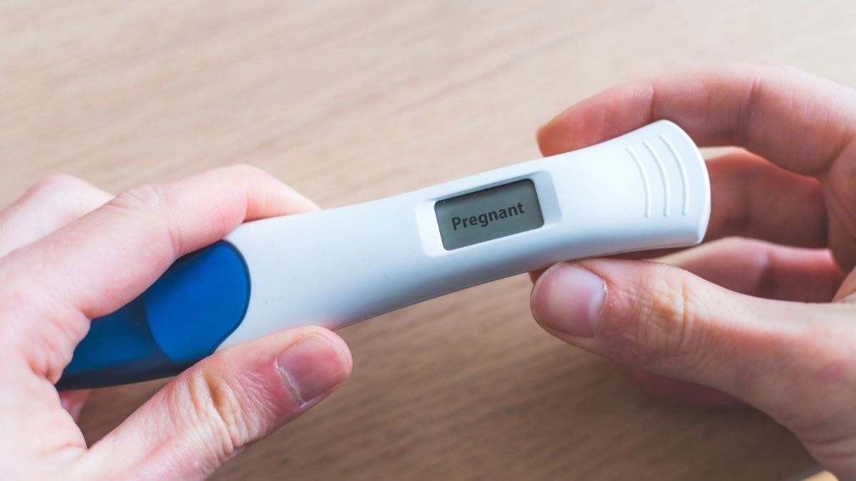 Positif Hamil Ketika Haid, Waspada Kehamilan Kimia!