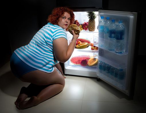 Awas, Makan Larut Malam Bisa Ganggu Kesehatan