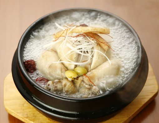 Hangat dan Nikmat, Ini Fakta Sehat Ayam Rebus Jahe