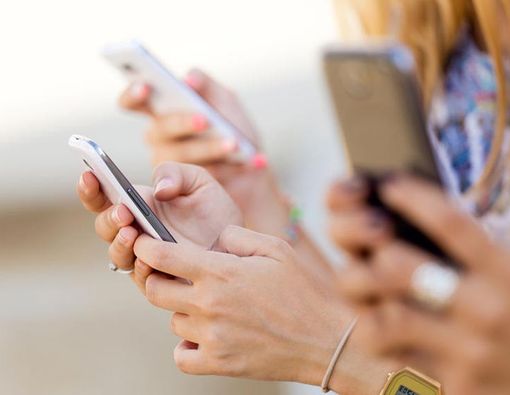 Tak Bisa Lepas dari Gawai? Kemungkinan Anda Kena Nomophobia