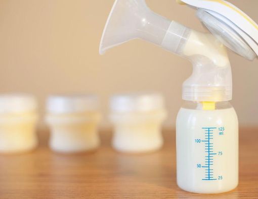 Tip Sukses ASI Eksklusif Bagi Ibu Bekerja