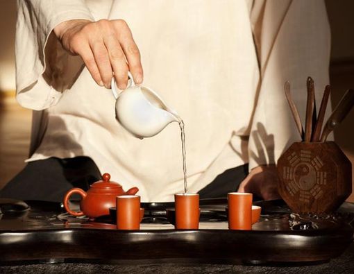 Mengenal Tradisi Unik Minum Teh di Berbagai Negara