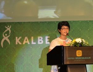 Kalbe Menggelar Forum Internasional Onkologi 2015